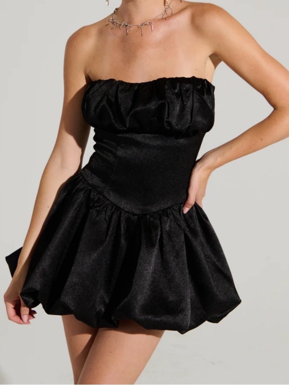 AKIRA Black Strapless Bubble-Hem Mini Dress